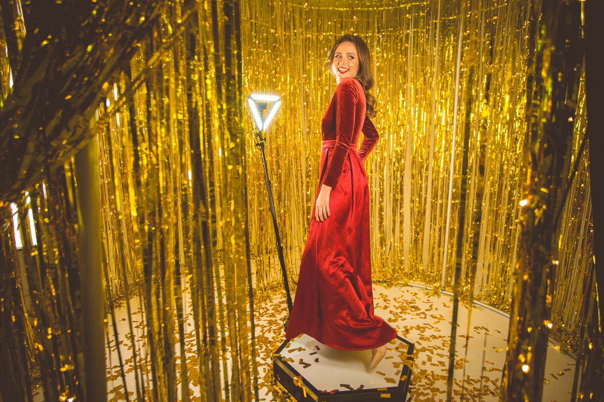 360 photo booth at a nightclub event